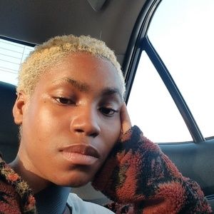 Meet your Posher, Anida